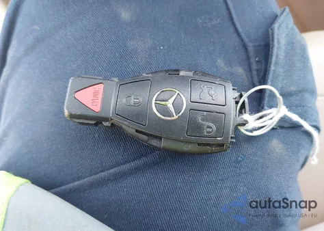 2015 Mercedes-Benz Ml 350 z USA, uszkodzony, nr VIN 4JGDA5JB6FA546649